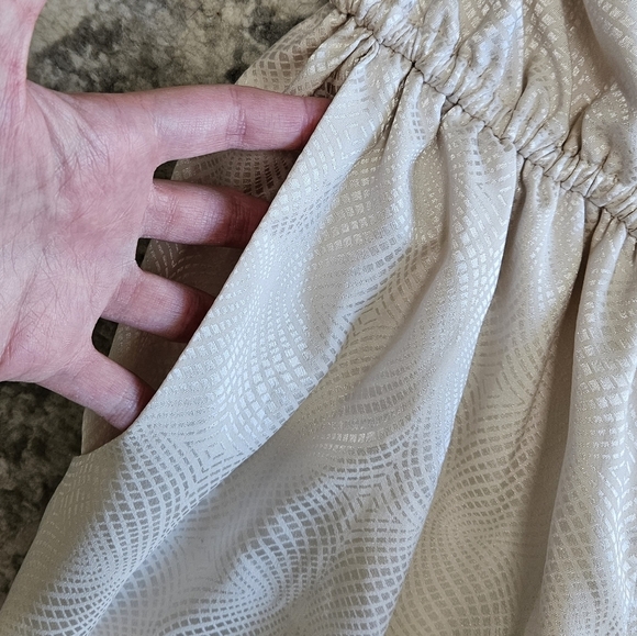 Love, Whit by Whitney Port ivory patterned single sleeve jumpsuit - Picture 5 of 12